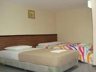 Hotell Iskandar Sinsuran Homestay Kota Kinabalu